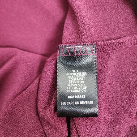 Torrid Lace Tshirt Womens Plus Size 1X 14/16 Studio Knit Lace Yoke Crew Neck Top - Picture 6 of 11